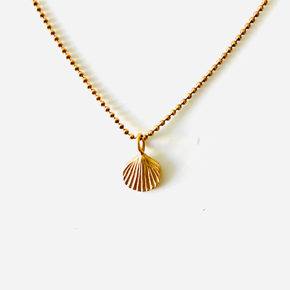 Shell Necklace Catherine Weitzman Rose Gold Vermeil